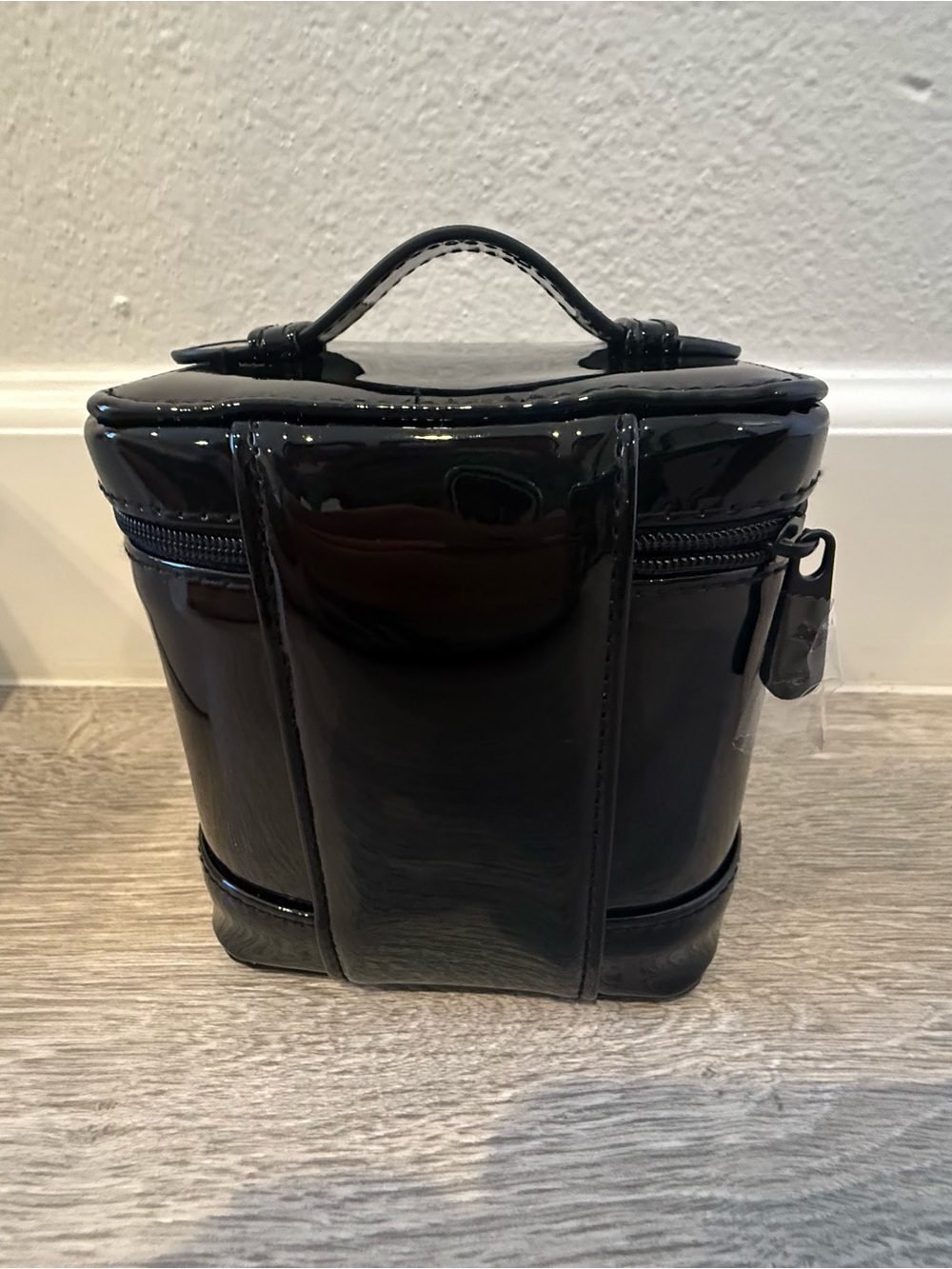 Dior Black Patent CD Monogram Vanity Case - Picture 4 of 6